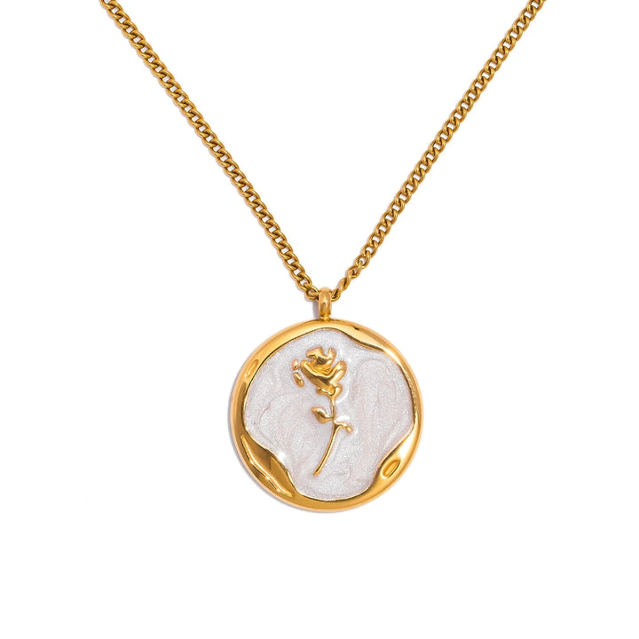 Rosa Warda Pendant Necklace